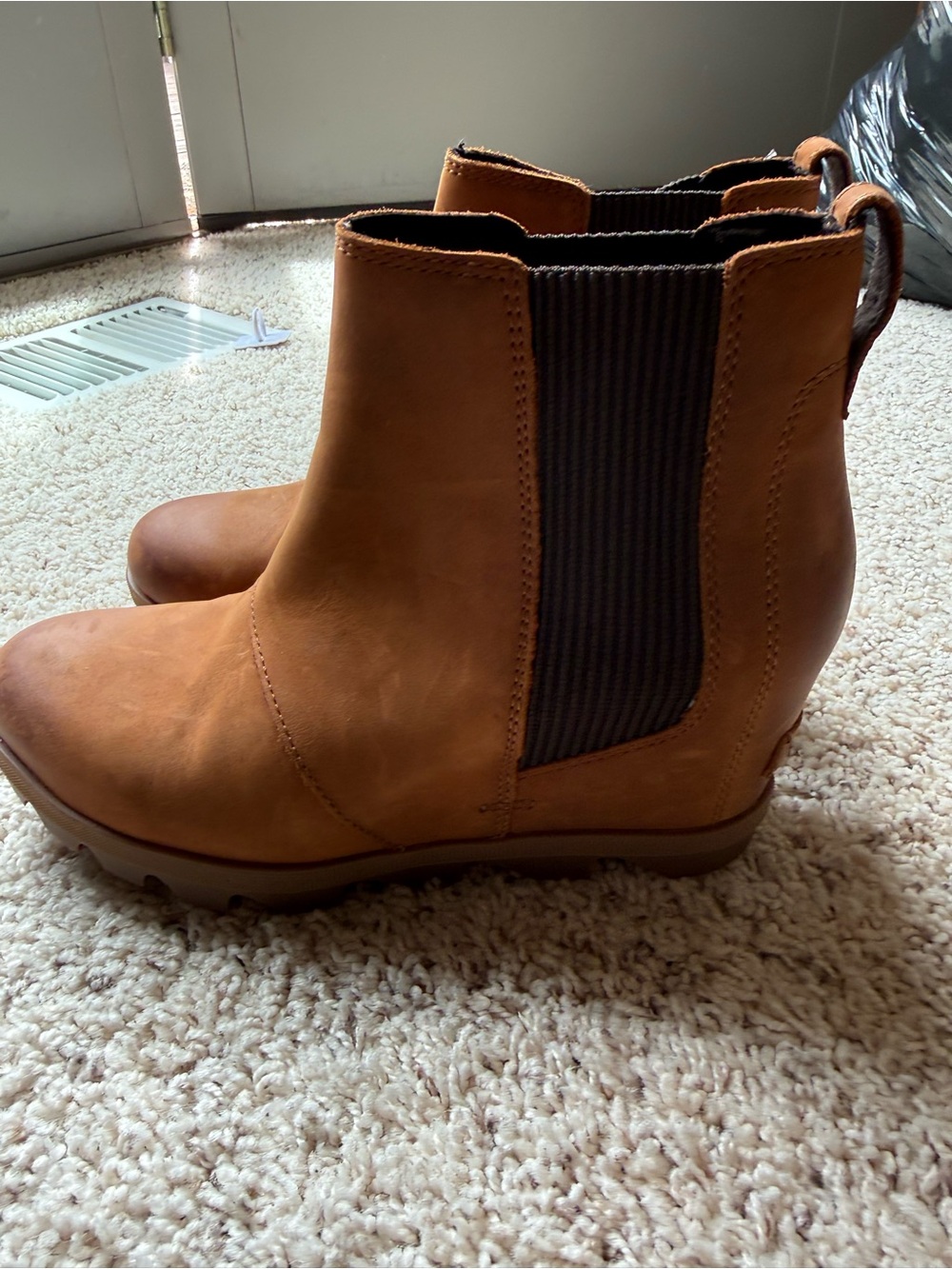 Women’s Sorel size 8.5